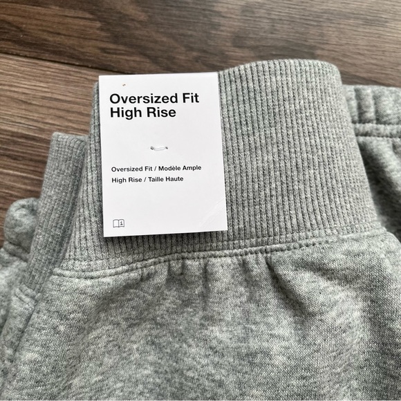 Nike jogger - Picture 2 of 3